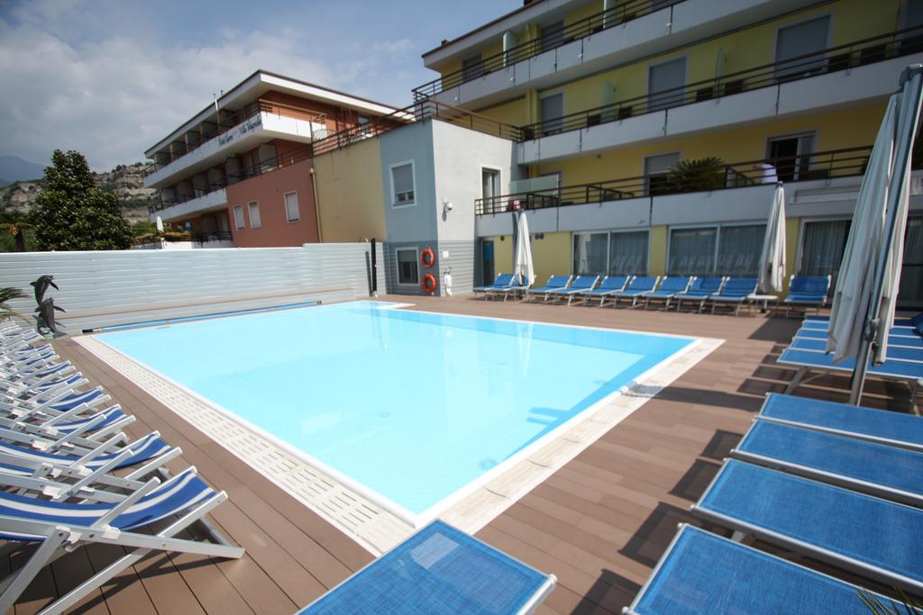 Hotel Miorelli 토르볼레 외부 사진