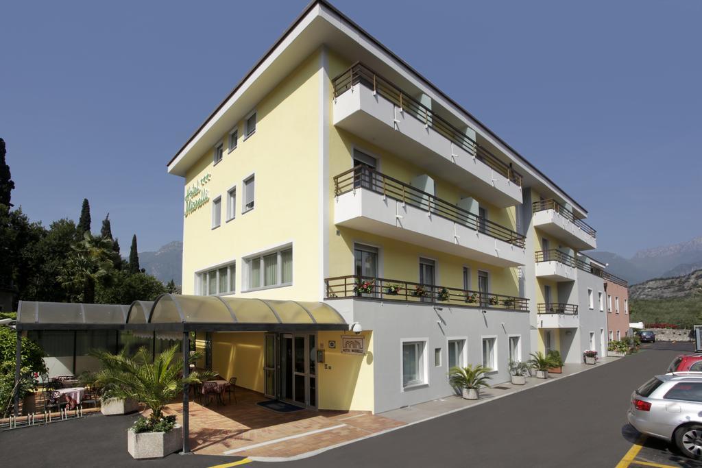 Hotel Miorelli 토르볼레 외부 사진