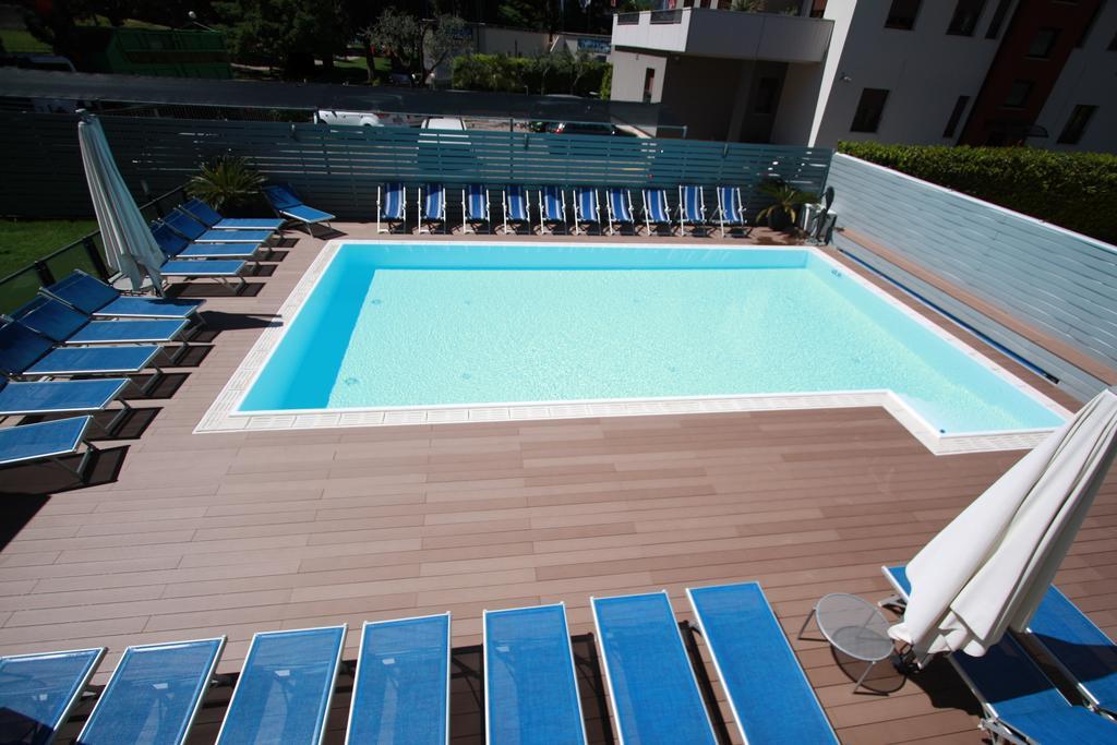 Hotel Miorelli 토르볼레 외부 사진