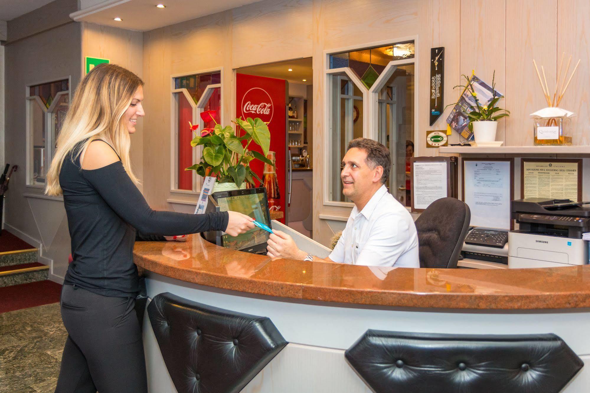 Hotel Miorelli 토르볼레 외부 사진