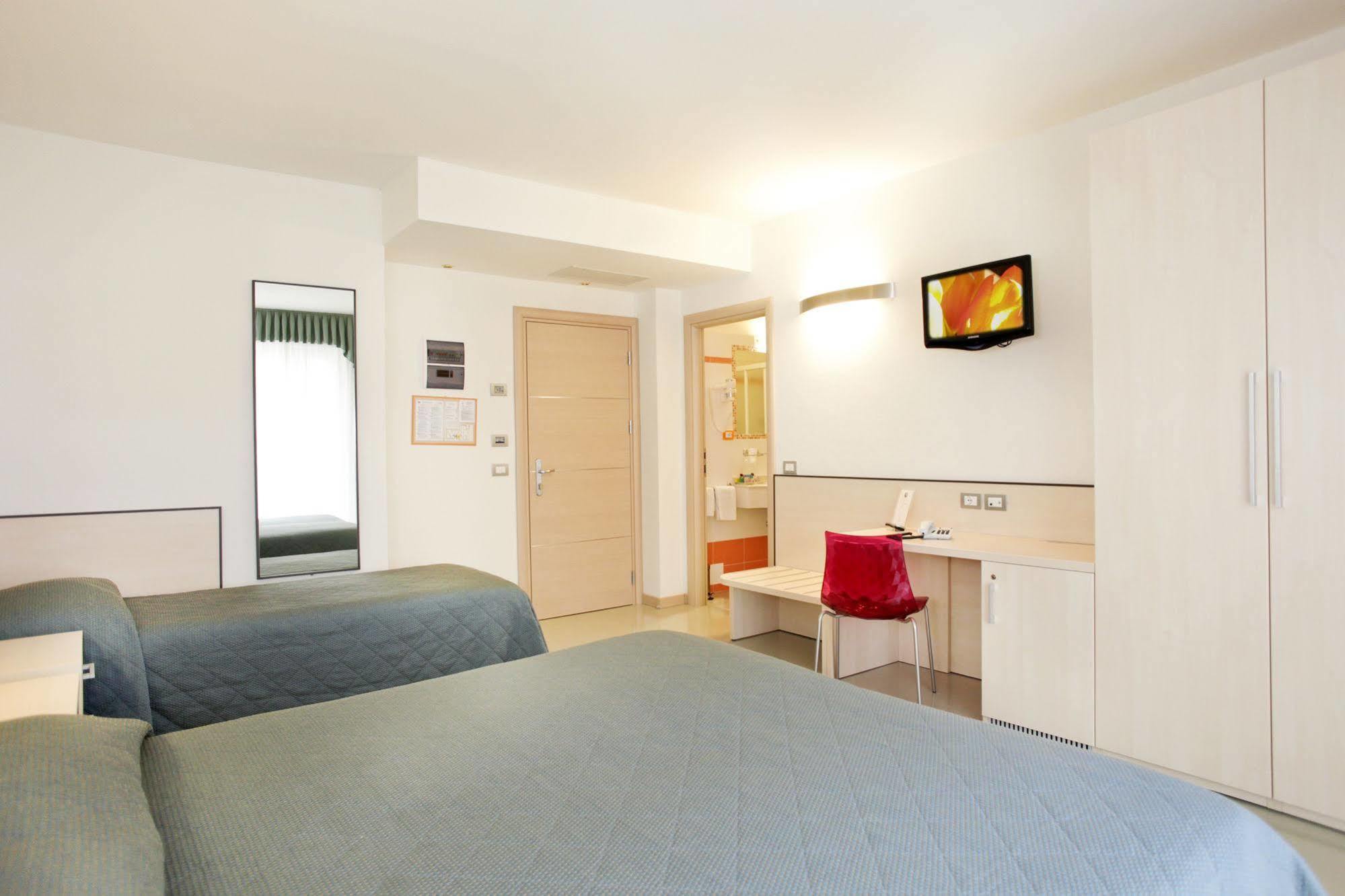 Hotel Miorelli 토르볼레 외부 사진